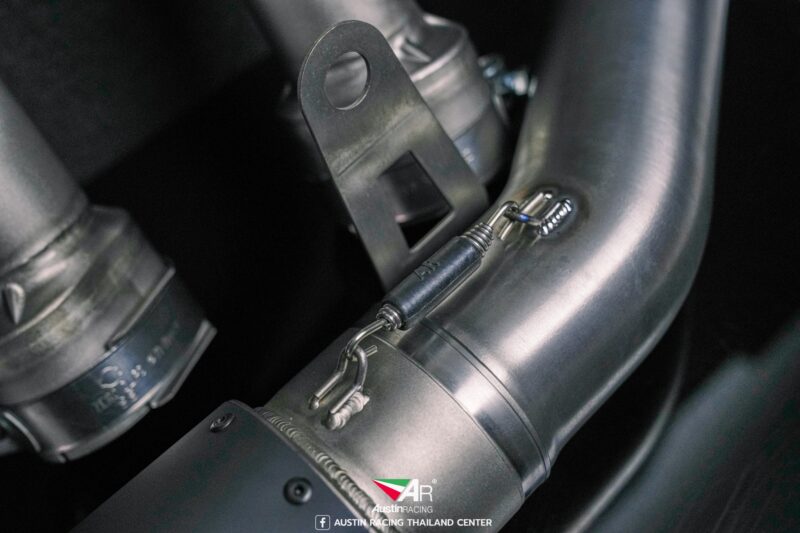 ท่อ AUSTIN RACING สำหรับ BMW S1000RR ปี 2019 - 2023 | รุ่น V3 150MM BLACK CERAMIC